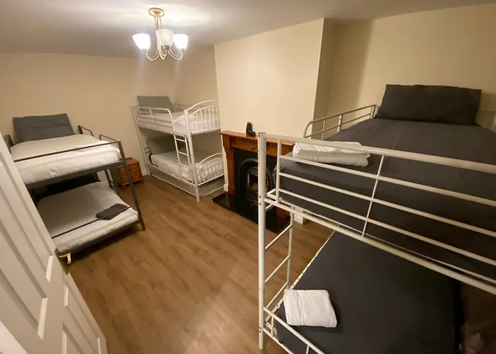 Hostel Airport Express Ideal For 1 Night *